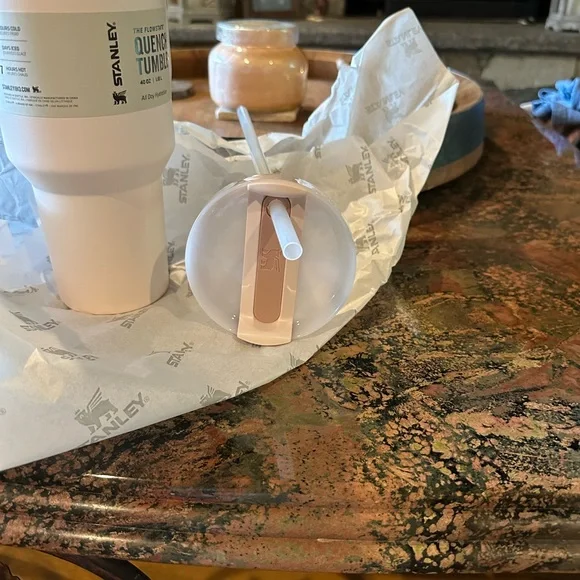 STANLEY THE FLOWSTATE QUENCHER H2.0 TUMBLER 40OZ in Rose Quartz NEW - Picture 9 of 16